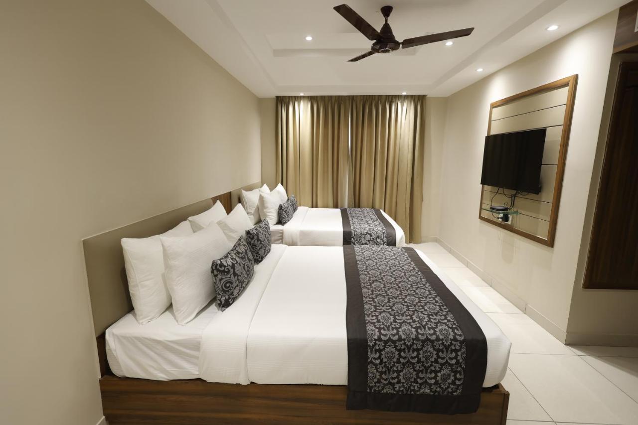 Pride Biznotel Canopus, Digha Digha  Exterior photo